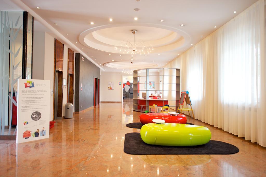 Ibis Styles Parma Toscanini Exterior photo