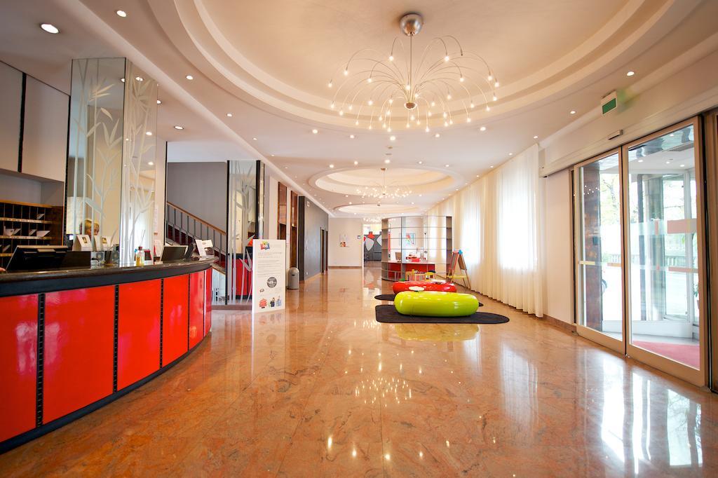 Ibis Styles Parma Toscanini Exterior photo
