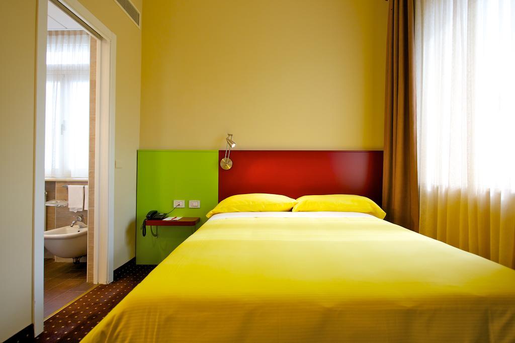 Ibis Styles Parma Toscanini Exterior photo