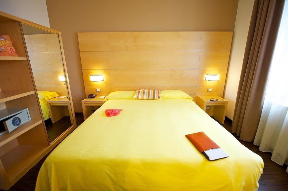 Ibis Styles Parma Toscanini Exterior photo